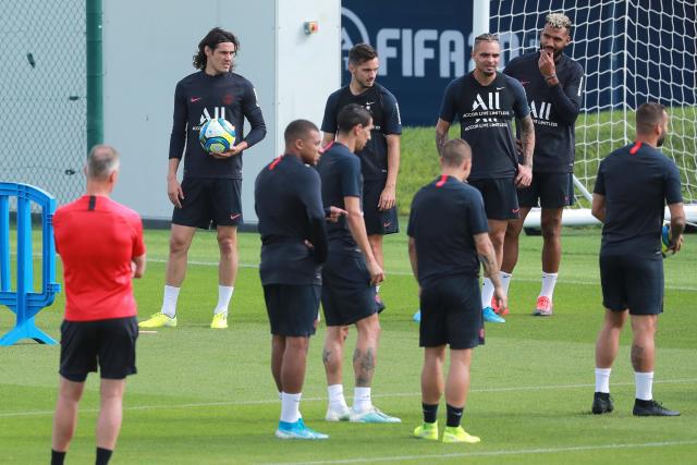 英媒：纽卡中卫博特曼即将回归